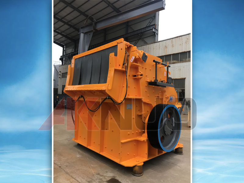 歐版反擊式破碎機廠家哪家好？如何選購高產(chǎn)量的石料破碎機？