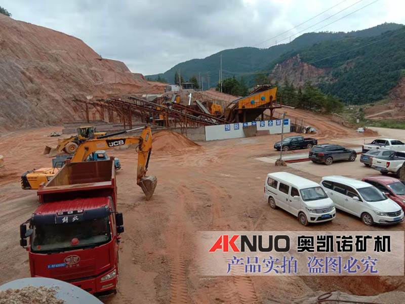 礦山石料破碎生產(chǎn)線運(yùn)行可靠、高產(chǎn)節(jié)能，比傳統(tǒng)設(shè)備節(jié)能50%