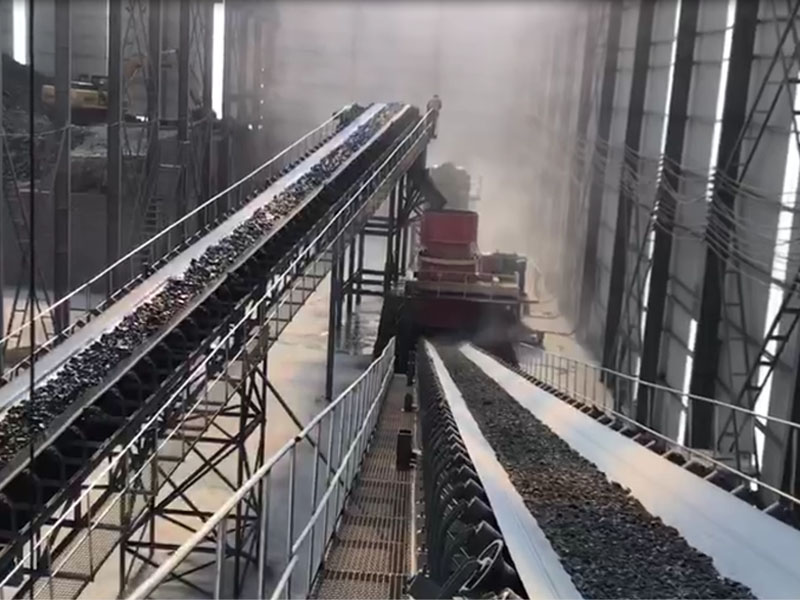 花崗巖破碎生產(chǎn)線生產(chǎn)出的石子粒度均勻、粒形好